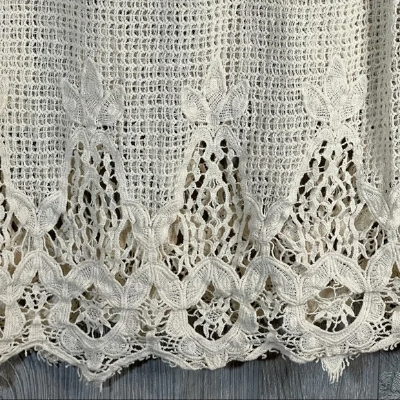 Ruby Crochet Lace Swim Coverup Size Small - Picture 4 of 4